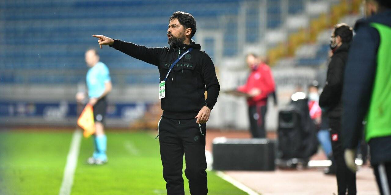İlhan Palut: Bir puana razı olmak hem ben hem de futbolcularımı çok üzdü