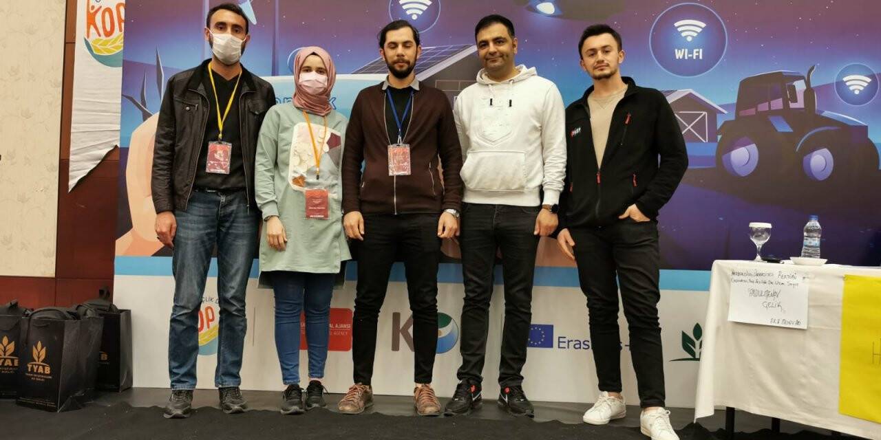 Eğitimle İlgili Ne Varsa Devam Etmeli