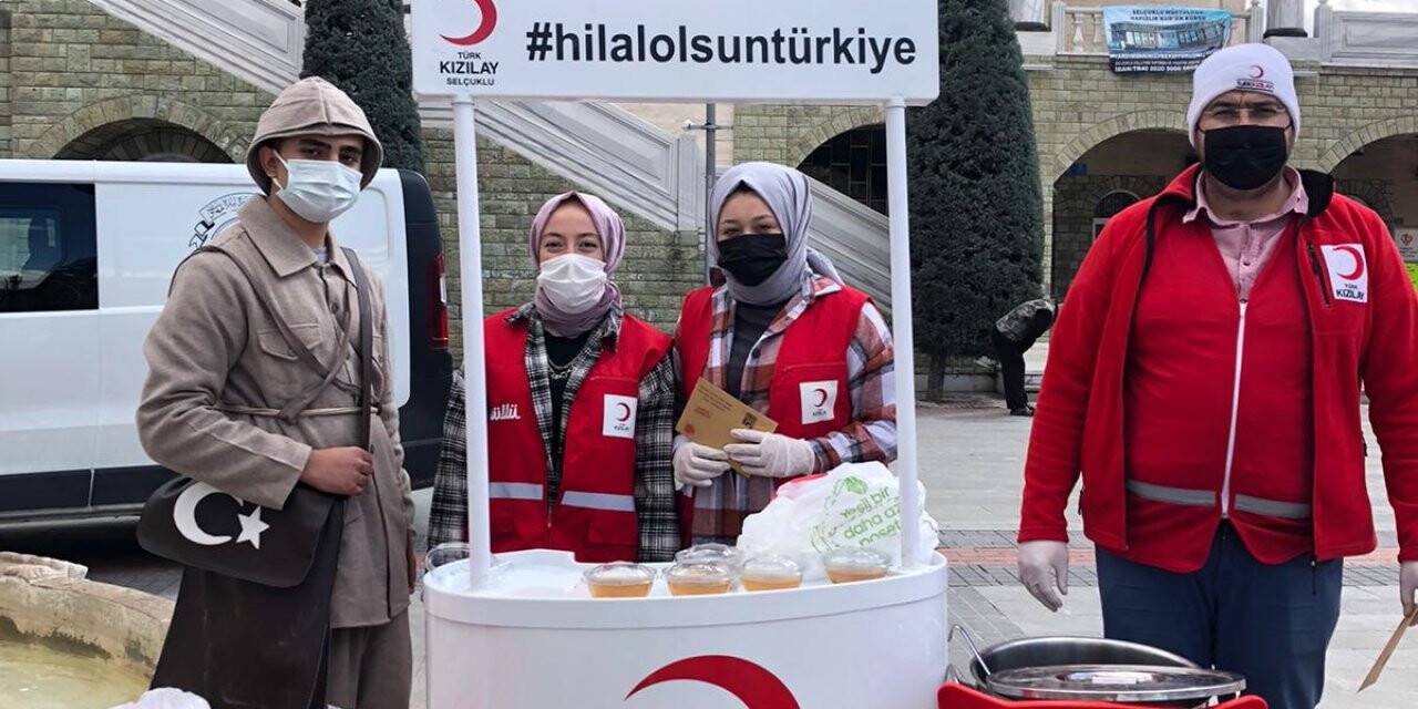 Türk Kızılay Selçuklu’dan Hoşaf-ekmek İkramı