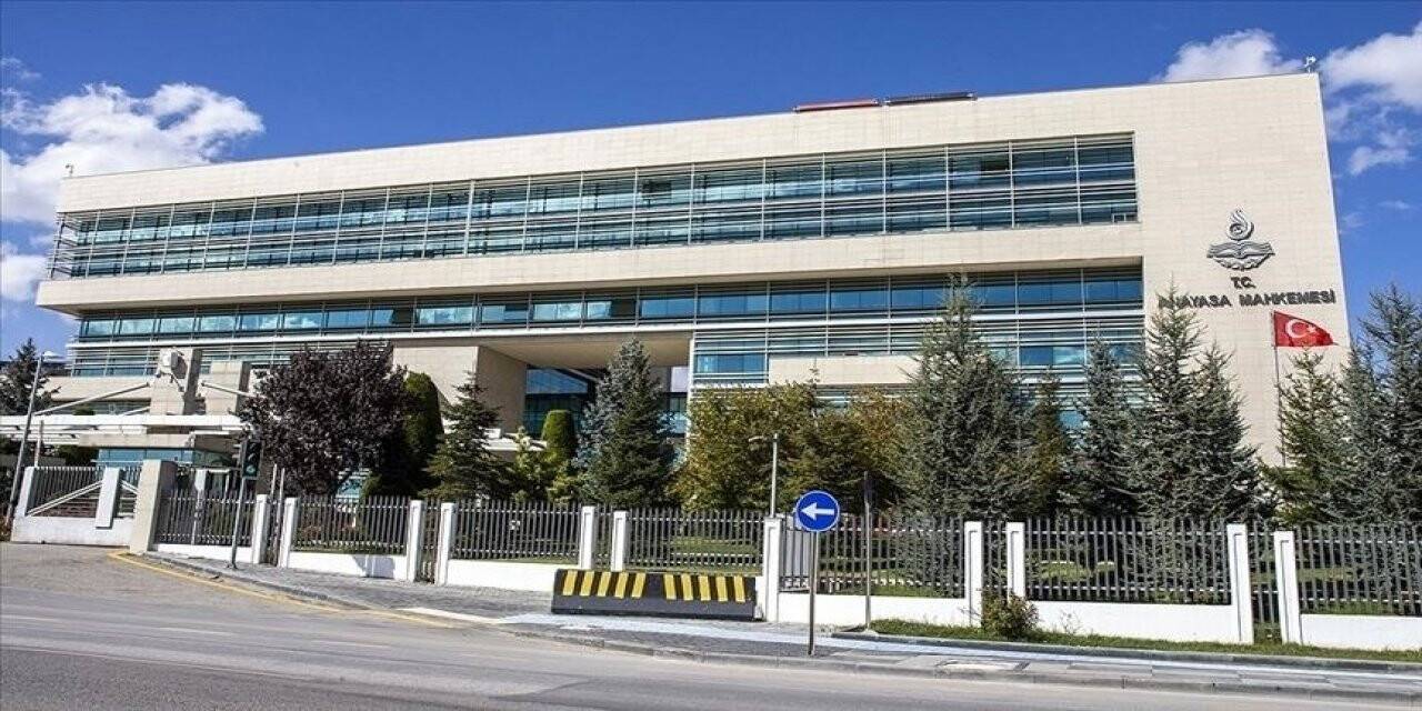AYM Başkanı Arslan HDP'nin kapatılması istemiyle açılan davada raportör görevlendirdi