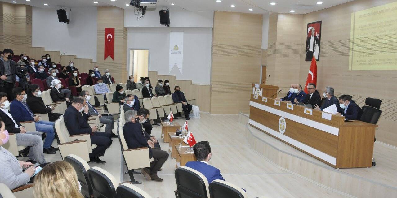 Selçuk’ta İİBF Akademik Kurul Toplantısı gerçekleşti