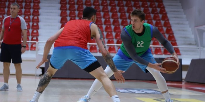 Aliağa Petkimspor, Empera Halı Gaziantep Basketbol’a konuk oluyor