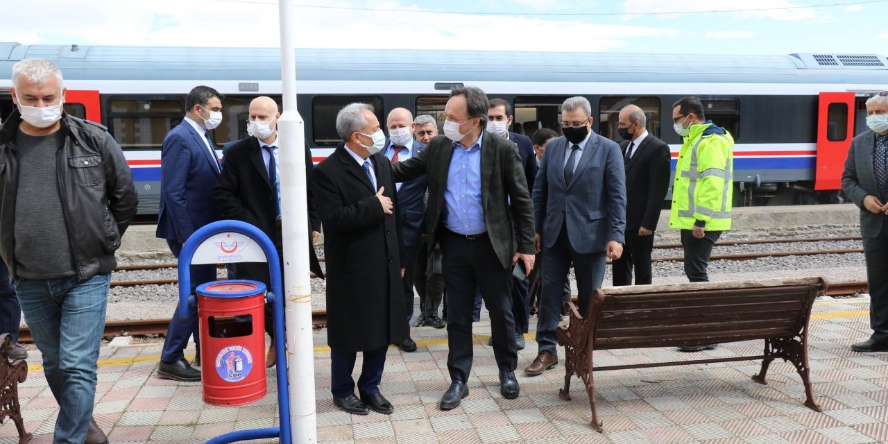 TCDD Genel Müdürü Uygun, Akşehir’i ziyaret etti