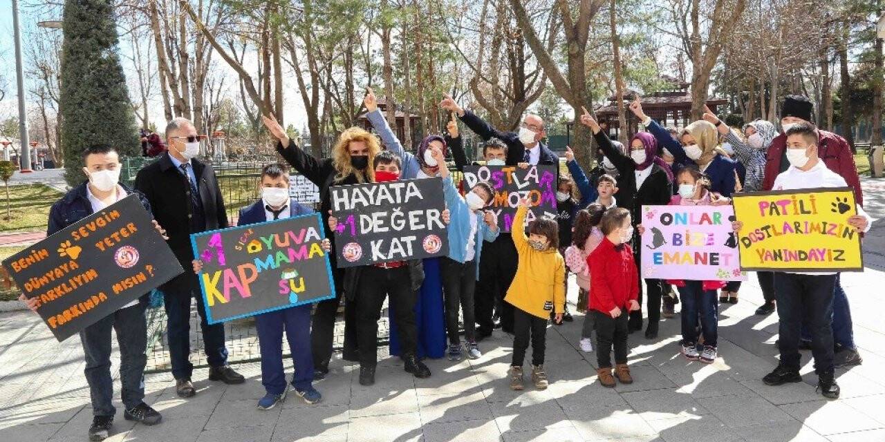 Meram Belediyesinden özel çocukları sevindiren sürpriz