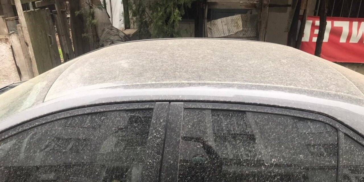 Çamur yağdı