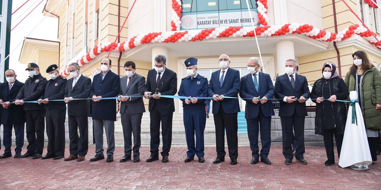 Karatay Bilim ve Sanat Merkezi açıldı