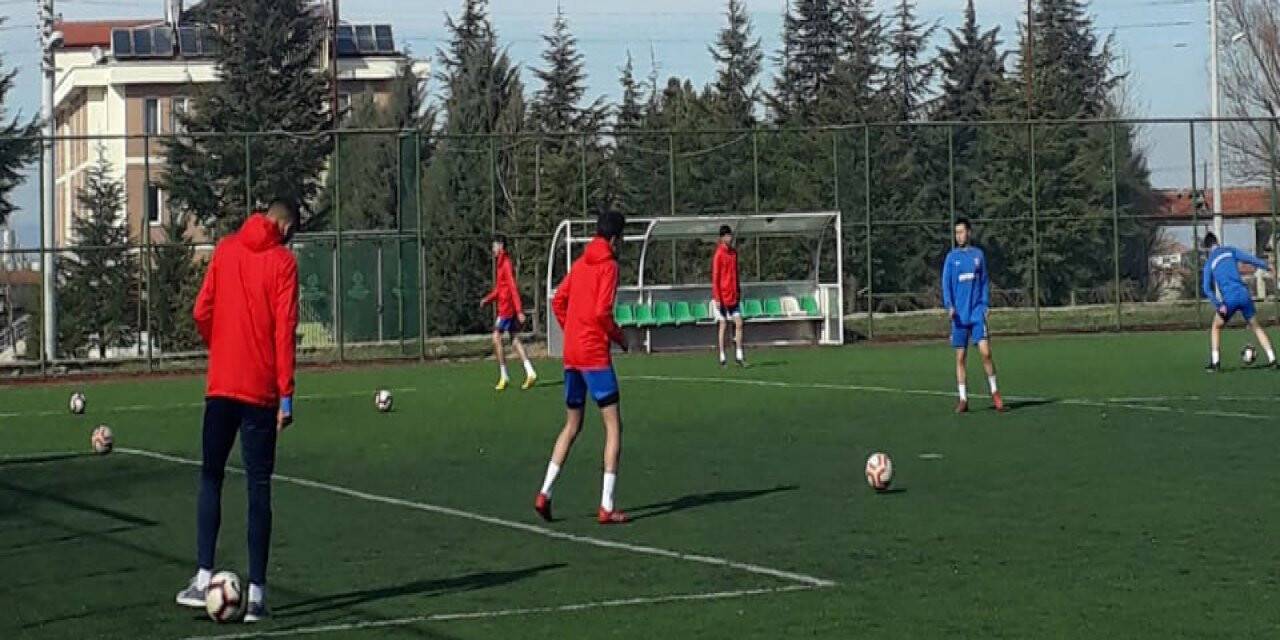 Akşehirspor’da transfer sürüyor