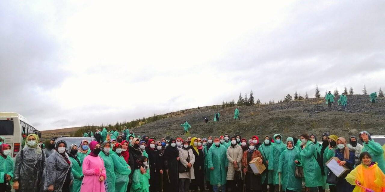 AK Kadınlar, Sosyal Projeleri  Artırarak Devam Ettirecek