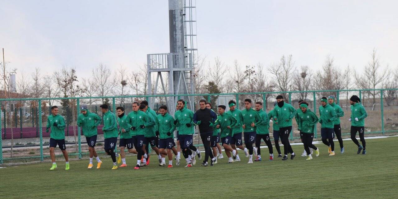 1922 Konyaspor’da Etimesgut mesaisi