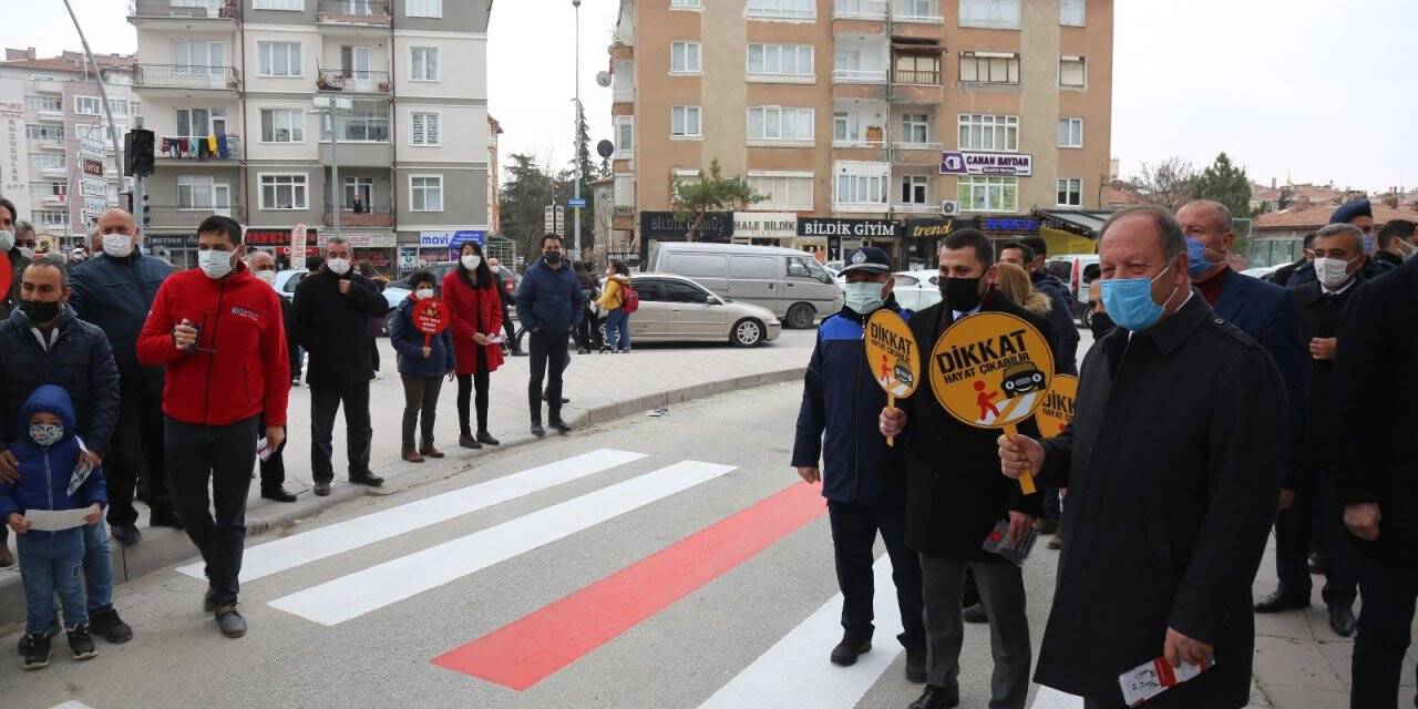 Ereğli’de ’Yayalar Kımızı Çizgimiz" etkinliği düzenlendi