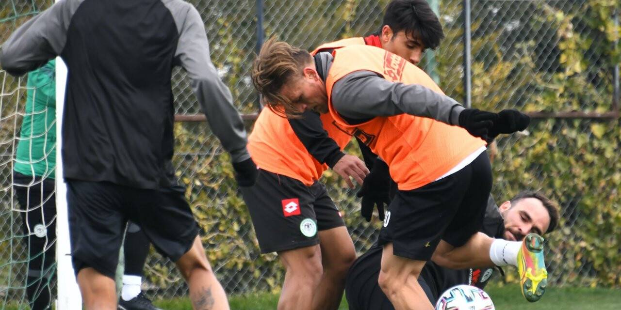 Konyaspor'da Erzurum mesaisi sürüyor