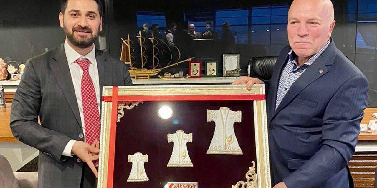 Mehmet Sekmen’den Akşeker’e Ziyaret