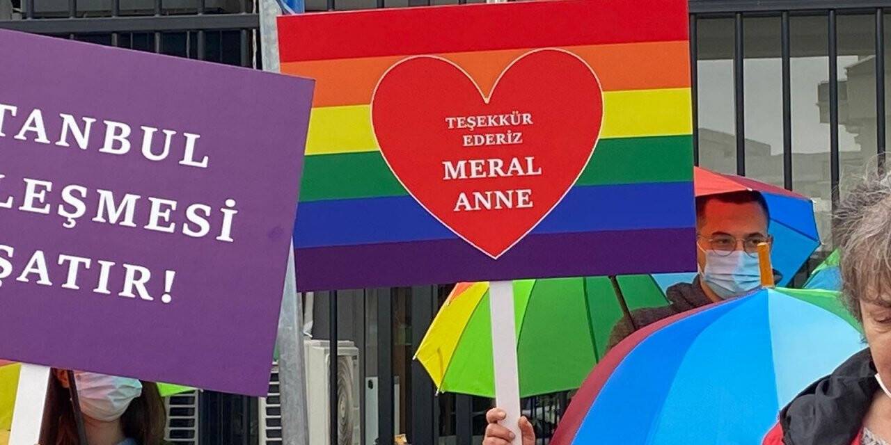 LGBT üyelerinden Meral Akşener’e teşekkür: Teşekkür ederiz Meral anne
