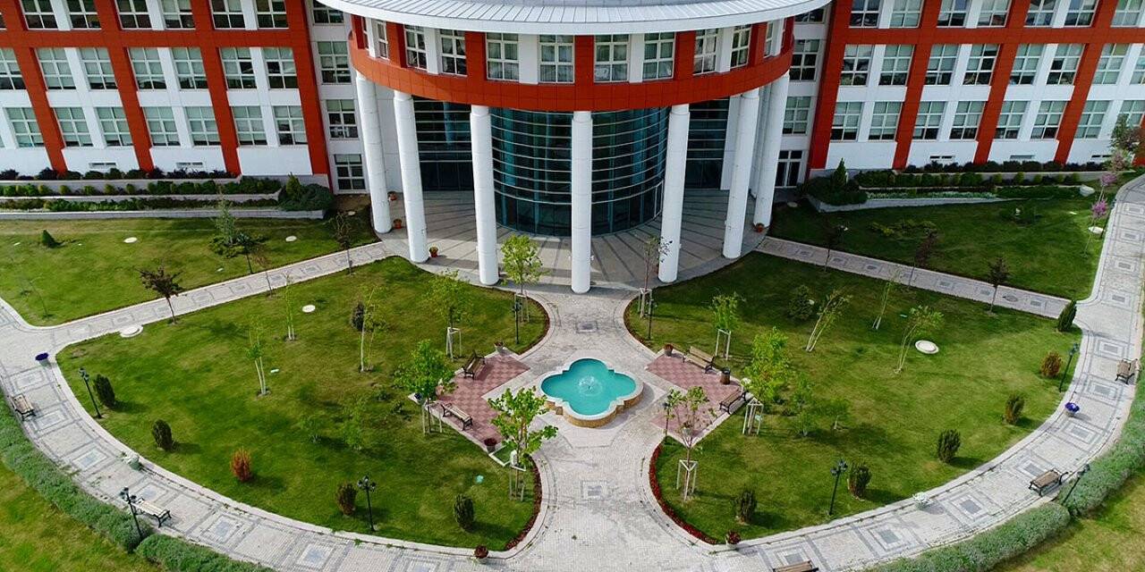 Atılım Üniversitesi 12 öğretim üyesi alıyor