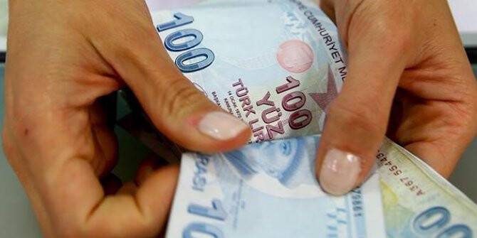 Burs ve kredi ödemeleri başladı