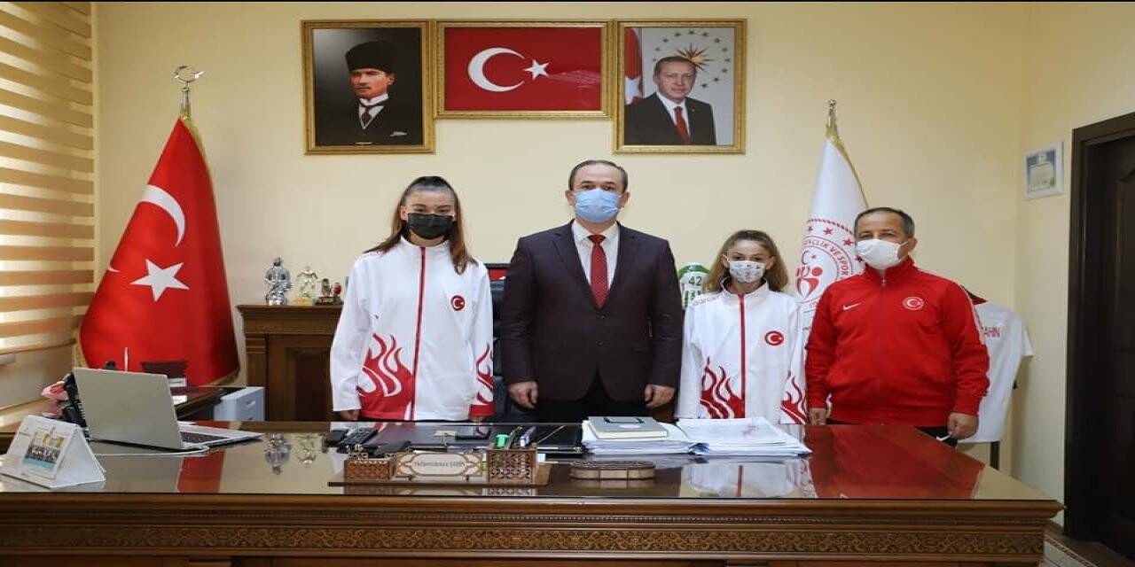 Şahin, taekwondocuları ağırladı