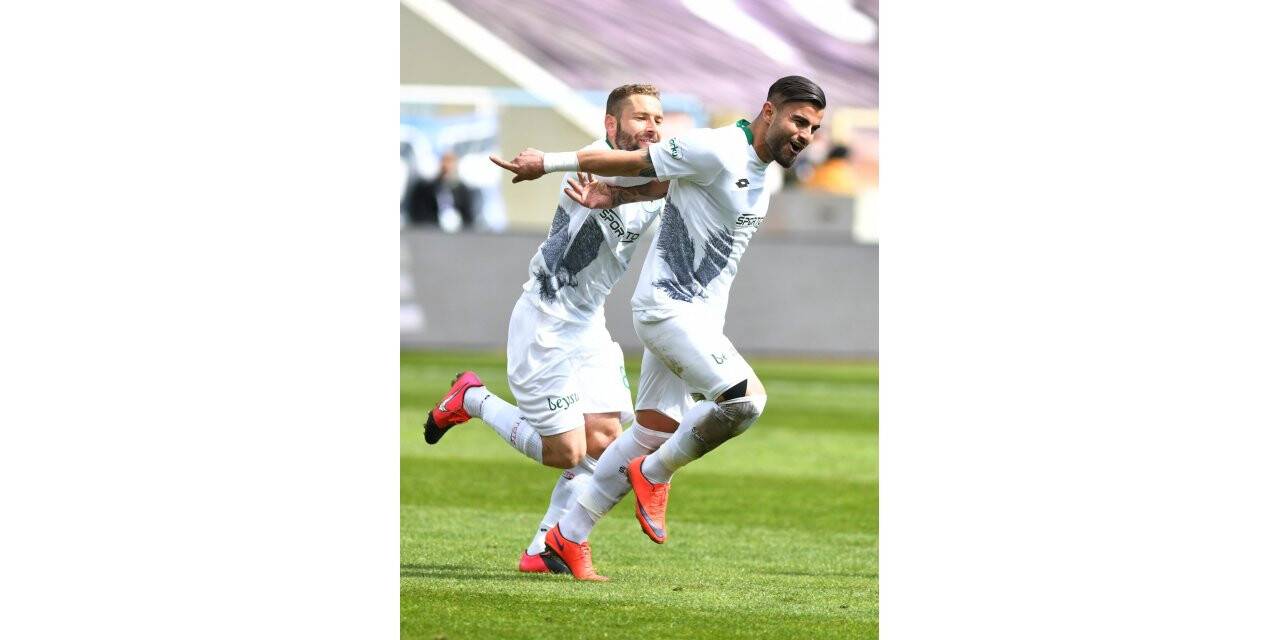 Abdülkerim Bardakçı'nın yıldızı parlamaya devam ediyor