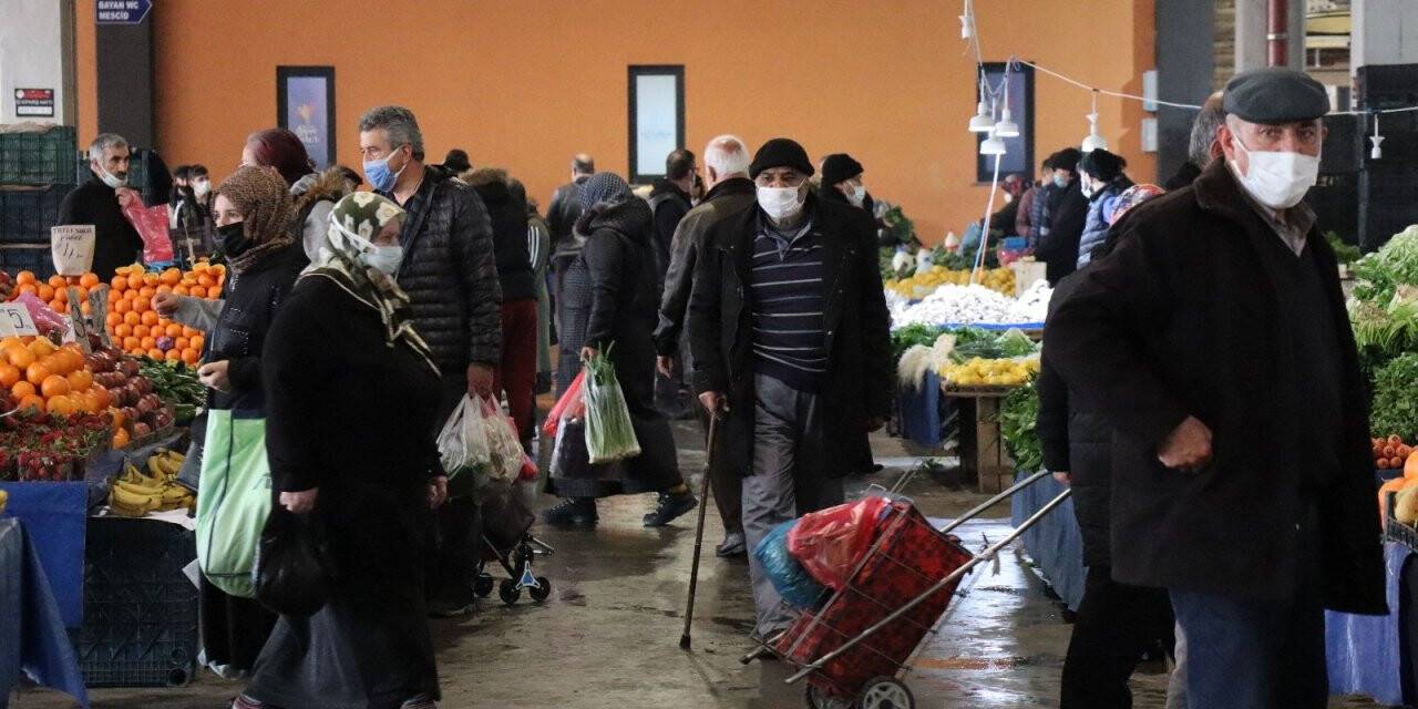 Ramazan alışverişine çıkan vatandaşlar fiyatlardan şikayetçi
