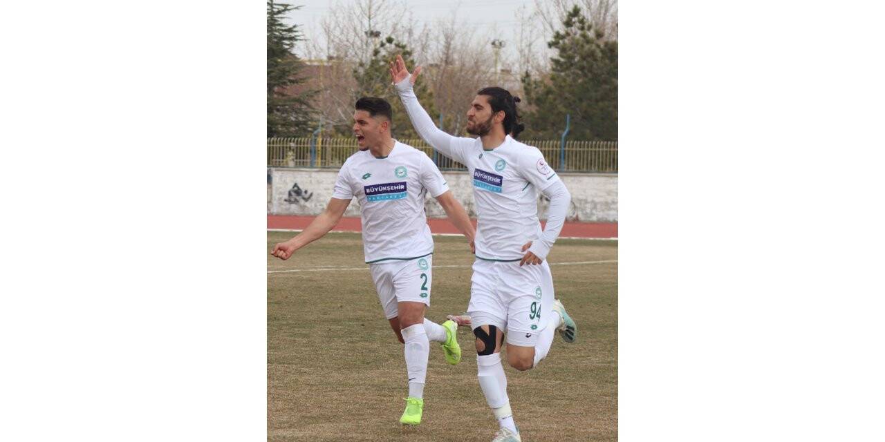 Yavru Kartal puanı uzatmada kaptı