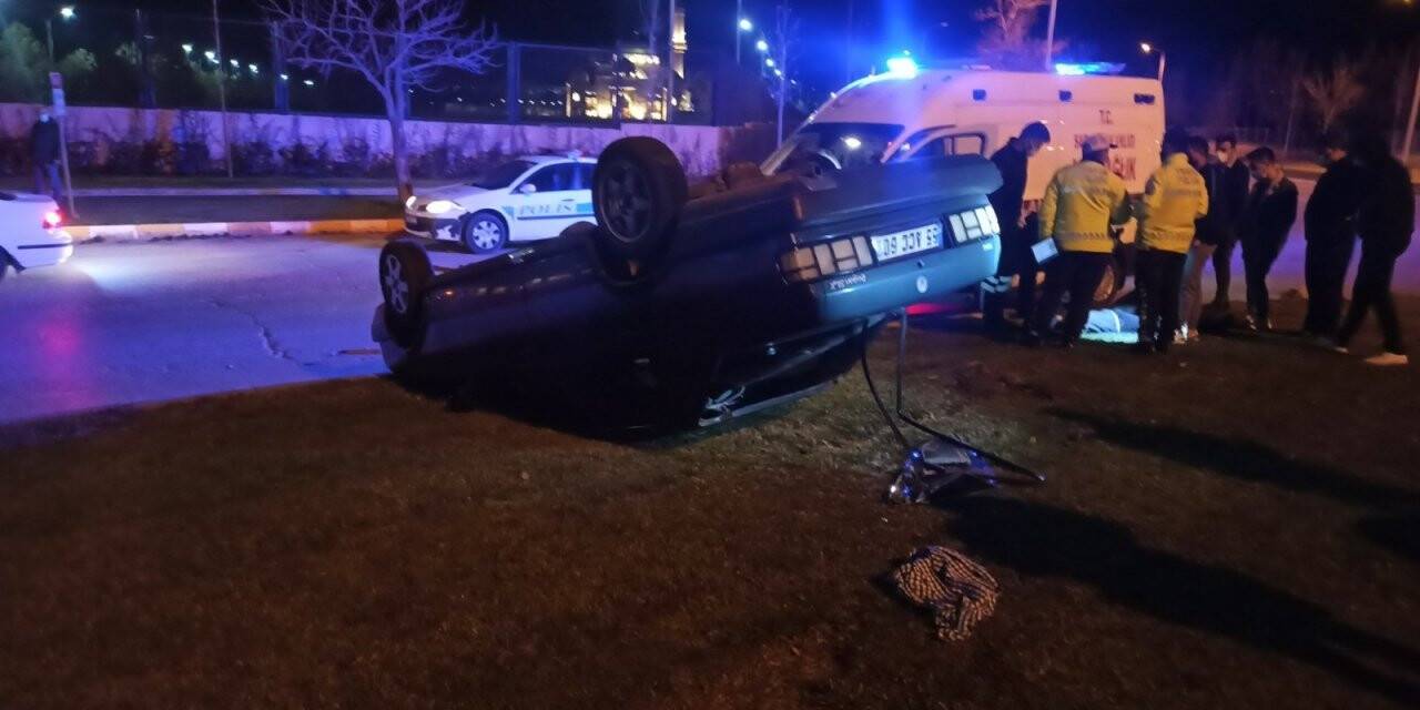 Konya'da otomobil refüje çarpıp takla attı: 2 yaralı