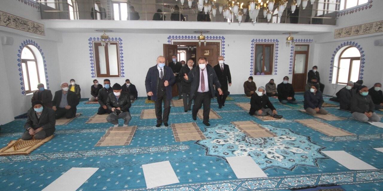 Konya’da Yavuz Sultan Selim Camisi ibadete açıldı