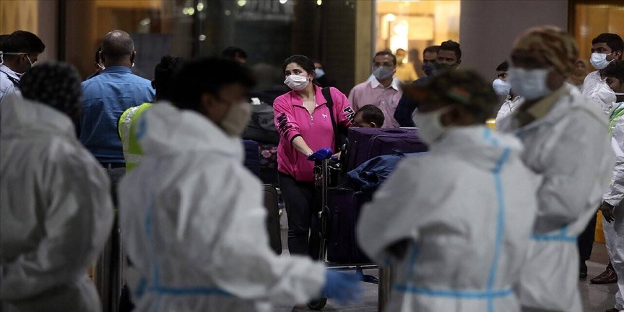 Hindistan'da günlük Kovid-19 vakası sayısı salgının başından bu yana en yüksek düzeye çıktı