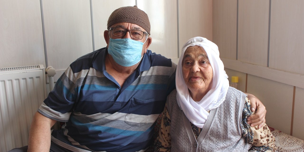 101 yaşındaki 6 çocuk, 43 torun sahibi Saadet nine Torununun torununu gördü