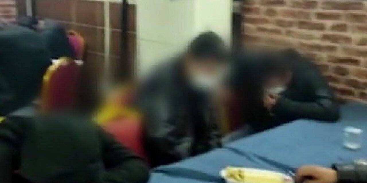 Konya’da kısıtlamada kumar oynatılan iş yerine baskın