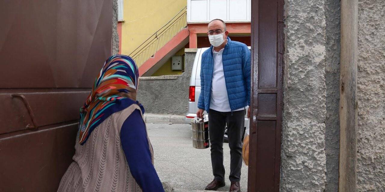 Meram Belediyesi ve Türk Kızılay Meram Gönüllere Dokunuyor