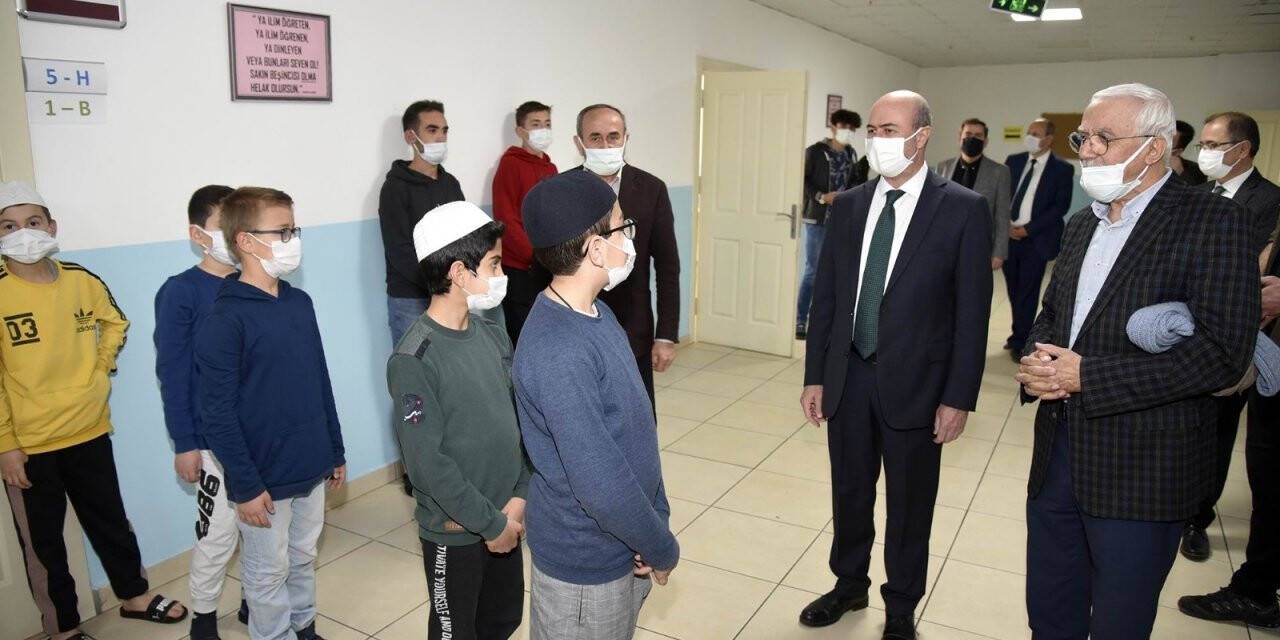 Başkan Pekyatırmacı’dan hafız adaylarına ziyaret