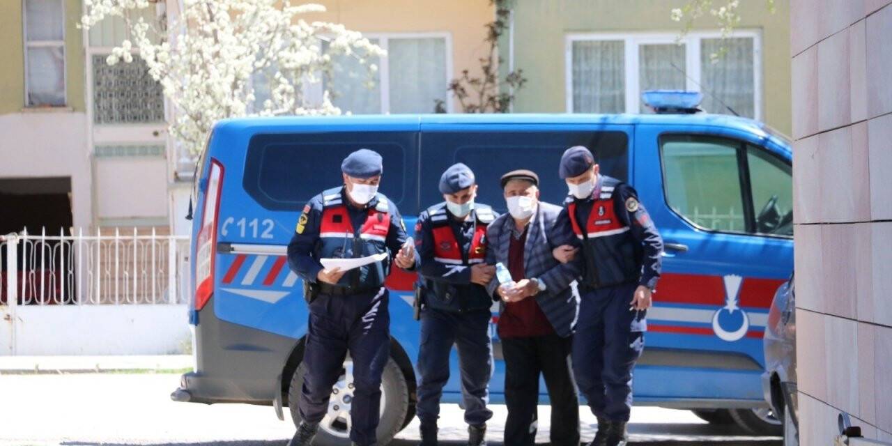 Cinayet zanlısı gazetecilere: “Çekme lan, adaleti mi savunacaksınız sanki bana?” diye tepki gösterdi