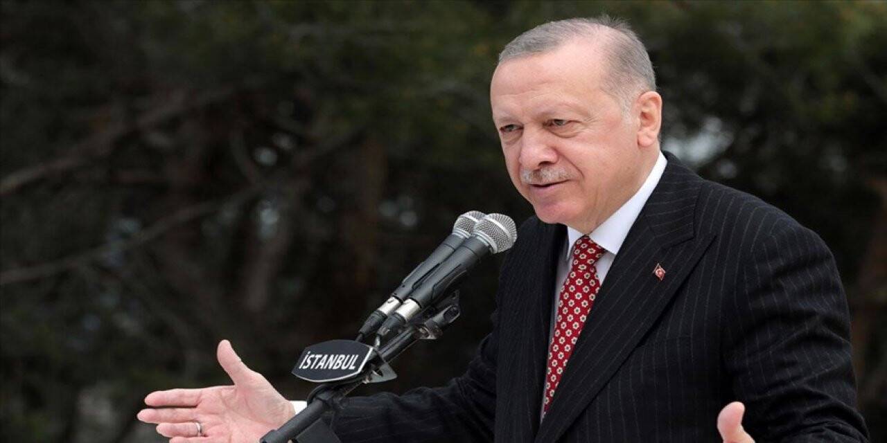Cumhurbaşkanı Erdoğan'dan gençlere: 2053 Türkiye'sini siz kuracaksınız