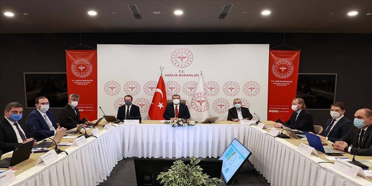 Fahrettin Koca: İstanbul'da vaka sayılarında yüzde 20'lik düşüş yaşandı