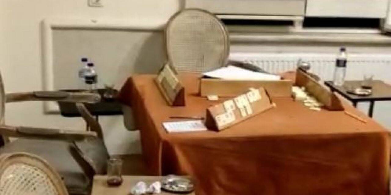 Konya'da kafeye çevrilen evde okey oynarken yakalandılar