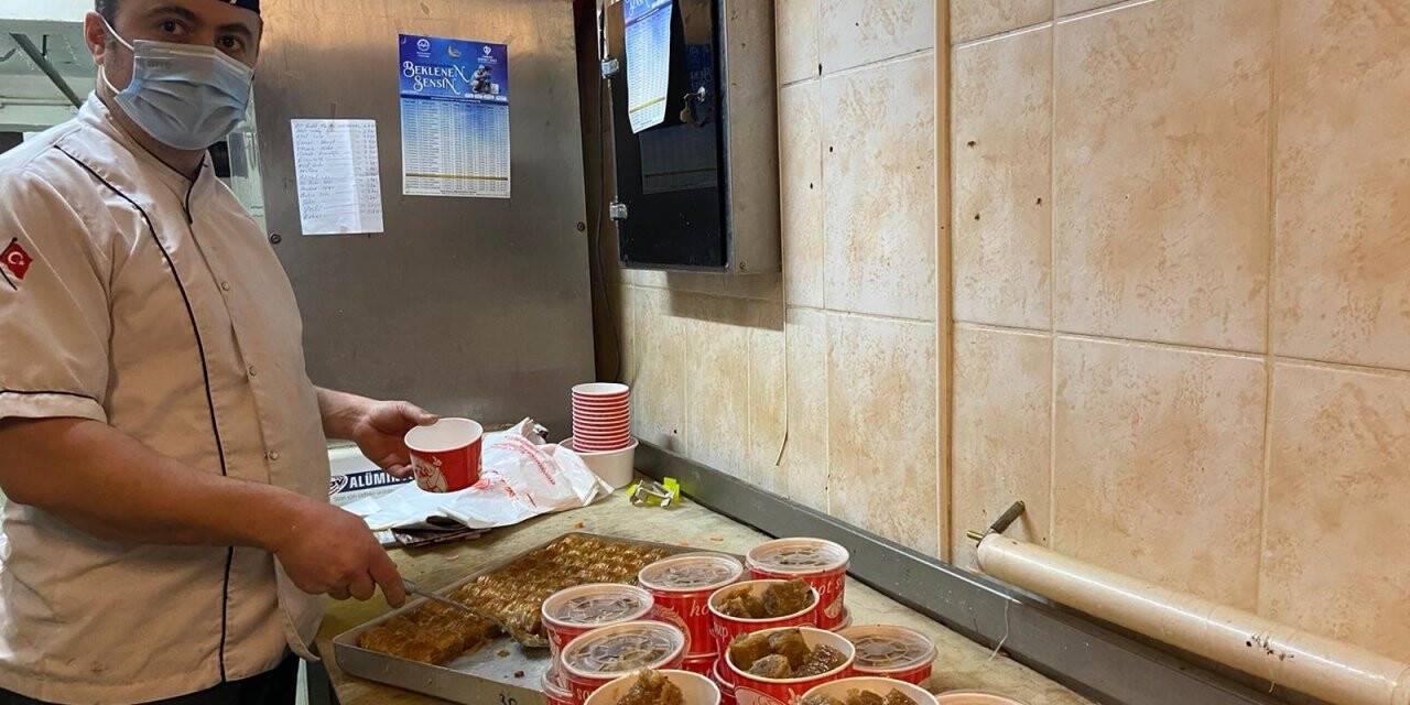 Bu lokantada 14 yıldır iftarlar ücretsiz