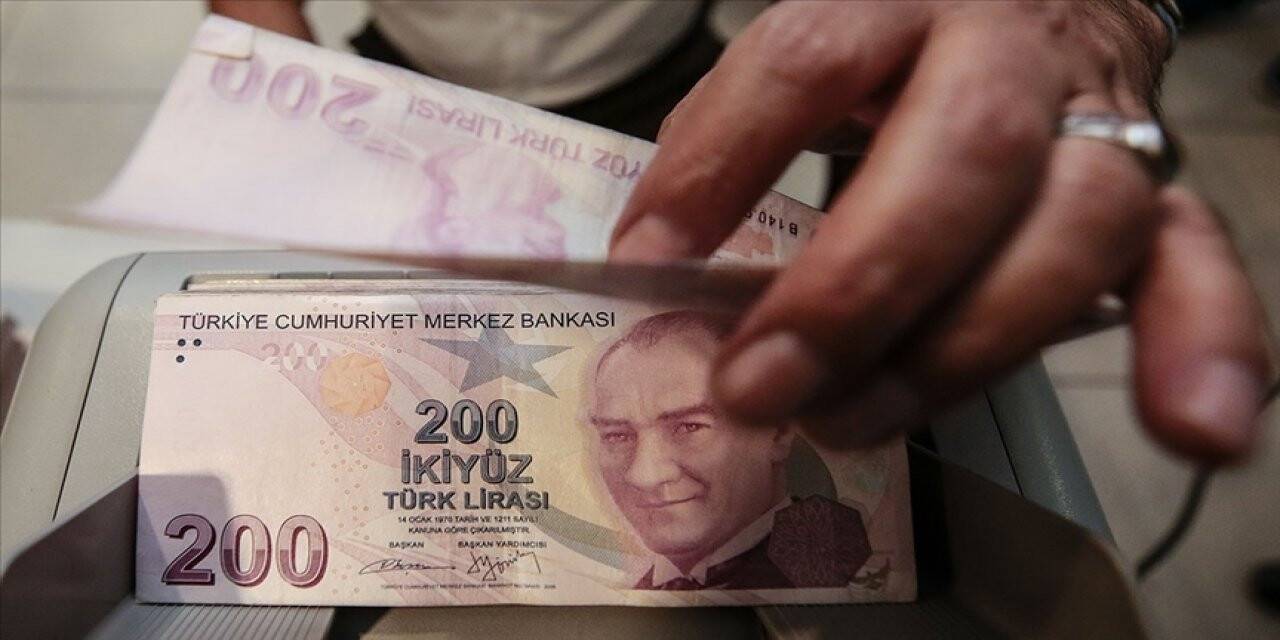 Kovid-19'dan etkilenen esnaf ve sanatkara verilen desteklerin süresi 1 ay uzatıldı