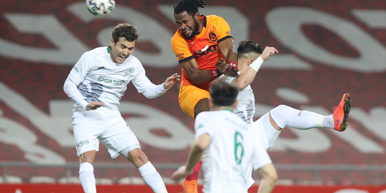 Galatasaray'da üç futbolcunun Kovid-19 testi pozitif çıktı