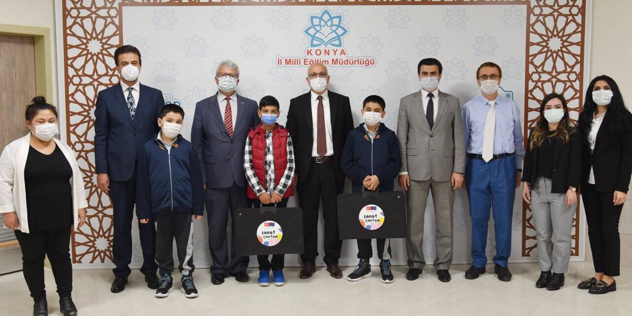 ‘PIKTES’te Ödüller Verildi