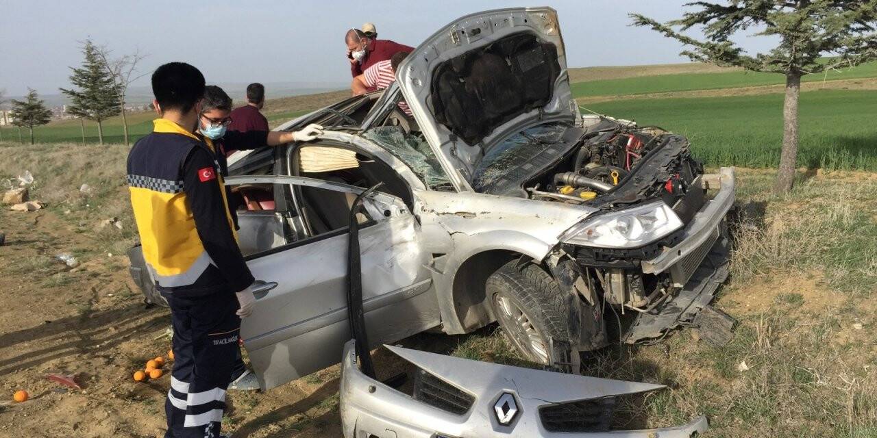 Konya'da kaza! Hurdaya dönen otomobildeki yaşlı çiftin inanılmaz kurtuluşu