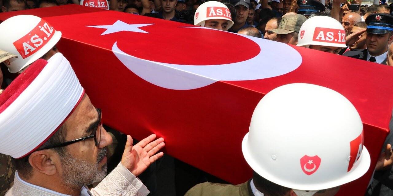 Mahkeme, şehidi 22 günlükken terk eden babayı mirasçılıktan çıkarmadı