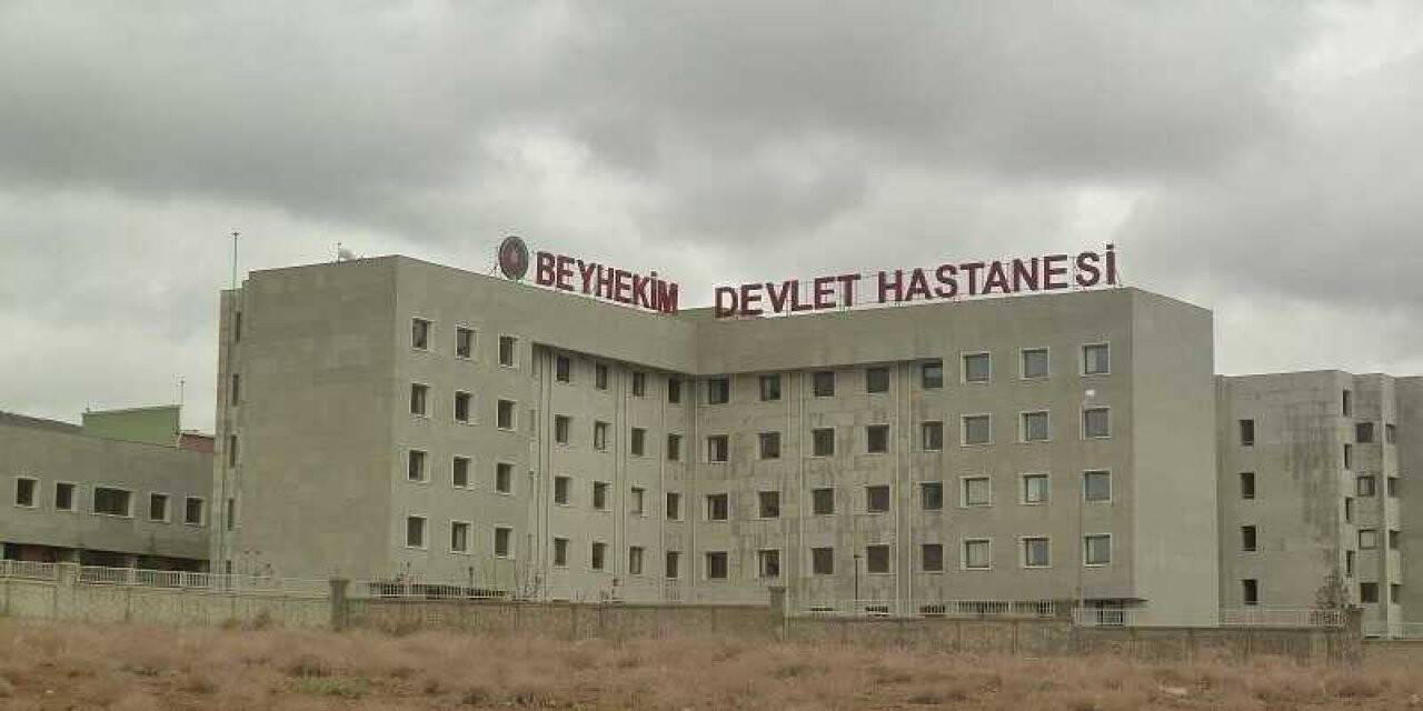 Çamaşır yıkama, kurulama, ütüleme ve paketleme hizmeti alınacak