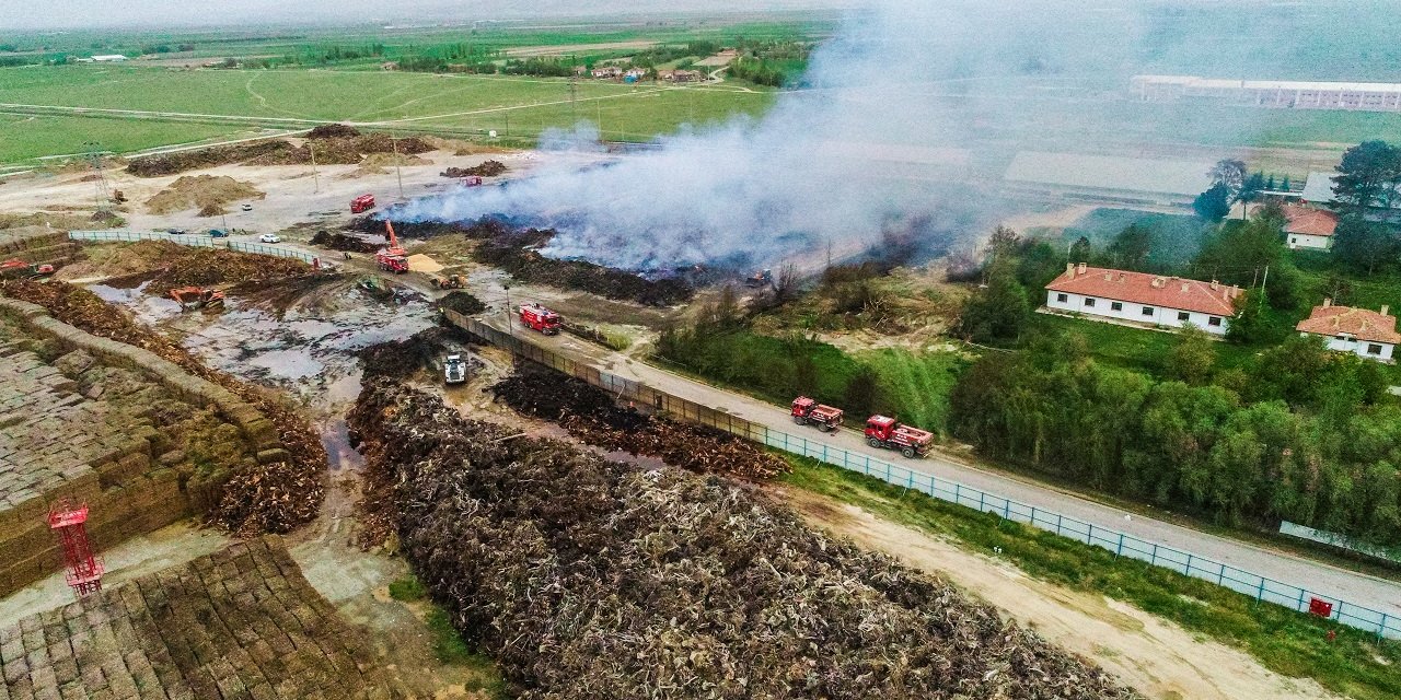 Afyonkarahisar'da biyokütle enerji santralindeki yangın söndürüldü