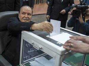 Cezayir'de Yine Buteflika Kazandı