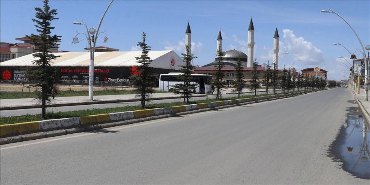 Türkiye'nin koronavirüsle mücadelesinde son 24 saatte yaşananlar