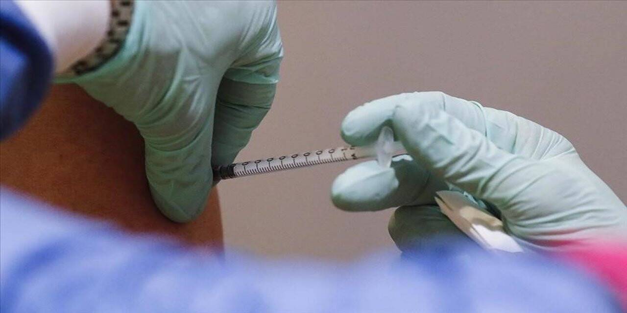 Kovid-19'da aşıların etkinliği 3. doz hatırlatma aşılarıyla kalıcı hale gelecek