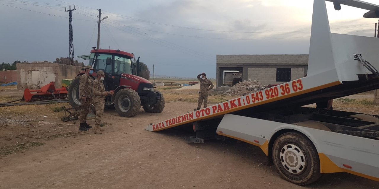 Konya'da dolandırıcılık yöntemiyle satılan traktör Suriye sınırındaki köyde bulundu