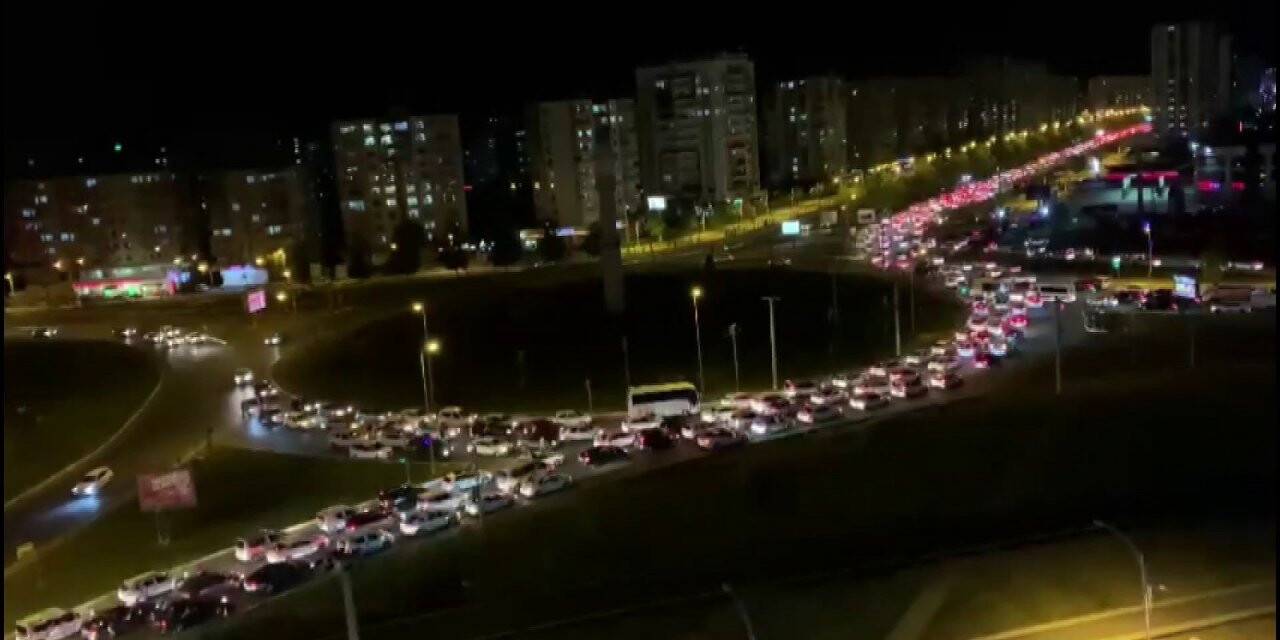 Diyarbakır’da yüzlerce araç konvoyu İsrail zulmünü protesto etti