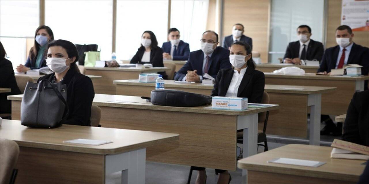 Hakim ve savcı adaylarına 'Kararların Dili' dersi