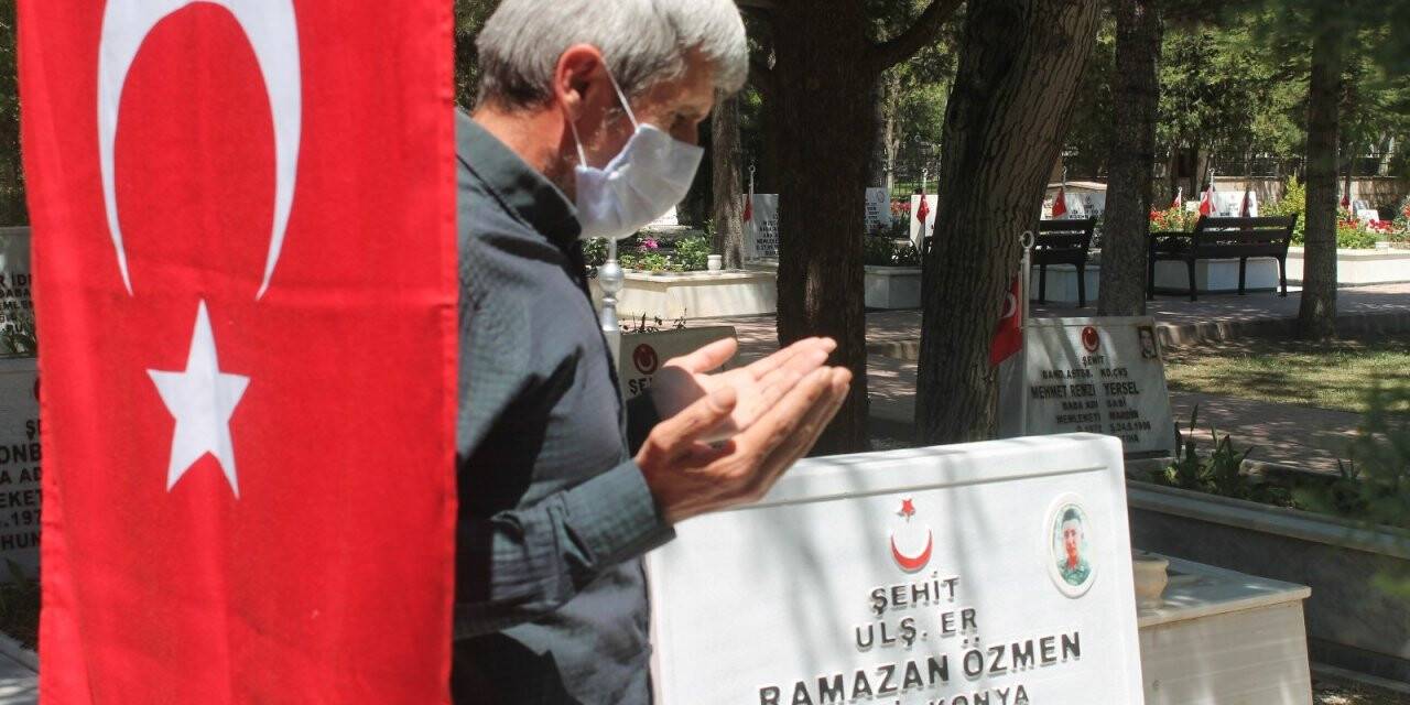 Konya’da şehit aileleri, şehitliği ziyaret etti