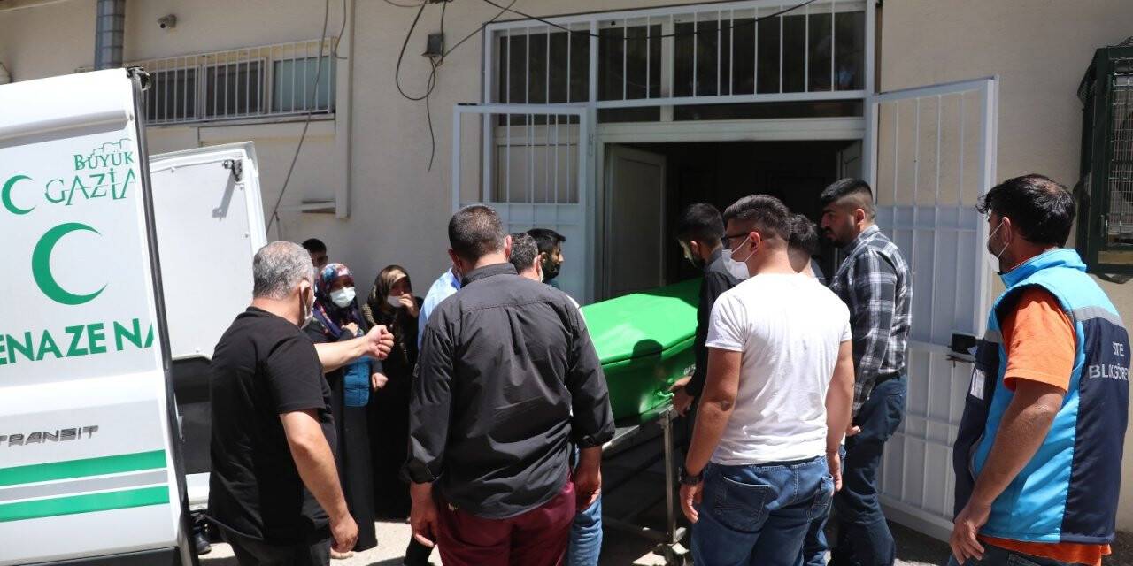 'Oruçluyum benimle tartışmayın' dedi kalbinden vurdular